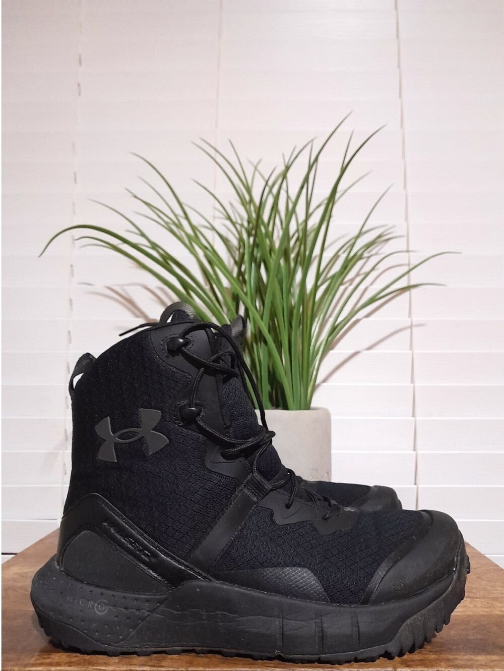 Under Armour Men's Micro G Valsetz Mid Tactical Boots 4206463941 Sz 8 EU41
